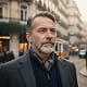 Thomas R., Analista Financeiro
